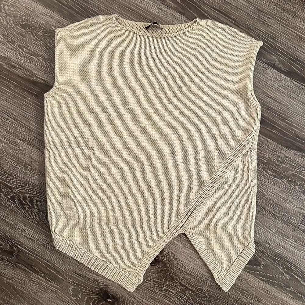 Lafayette 148 Cap Sleeveless Sweater